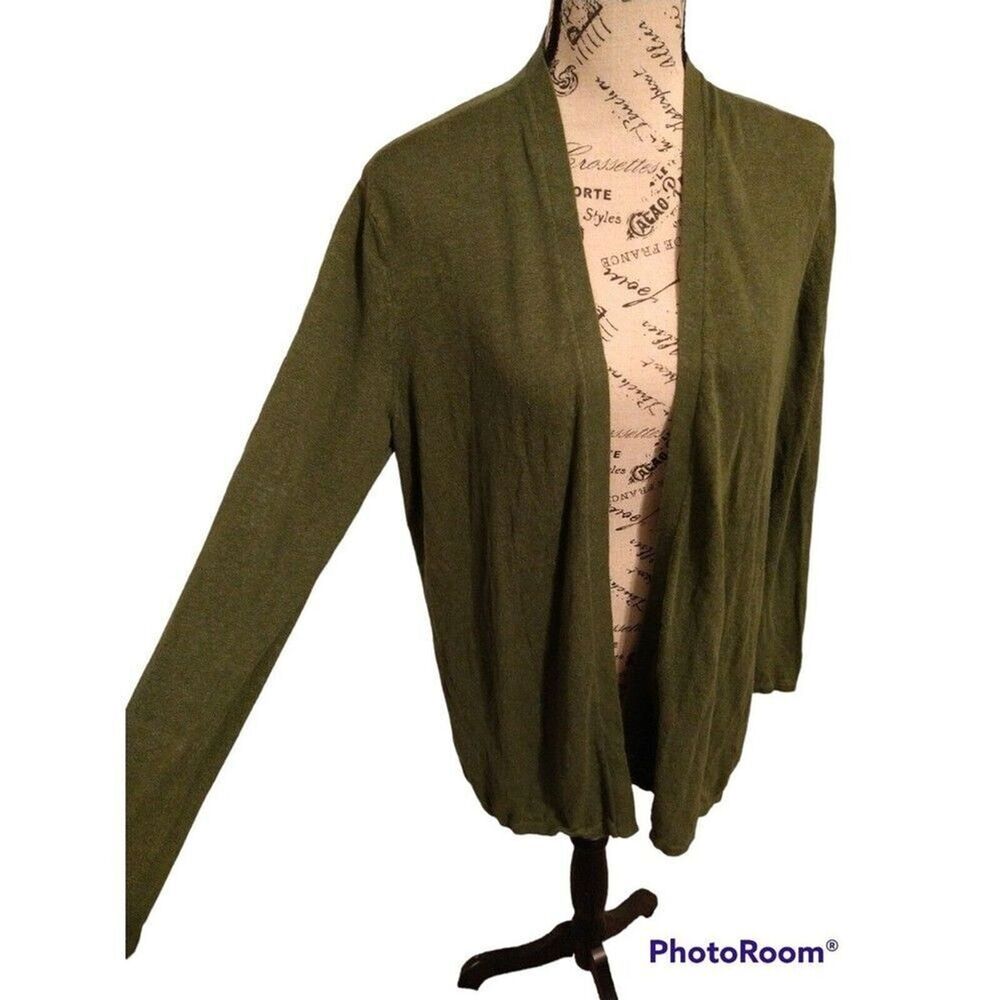 J. Jill Classic olive green  long sleeve Medium cardigan Boho Classic Sleek